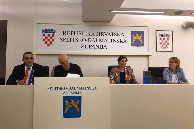 Slika /slike/Foto vijesti 2018/Seminar u Splitu 1.jpg